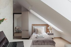 Muse by StayLab