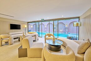 La Maja Hotel