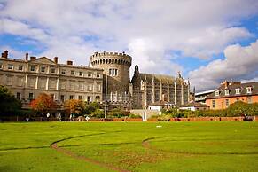 TRANQUIL 2BR SUITE APT IN DUBLIN-2