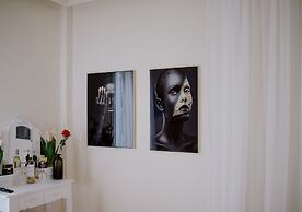 ROH Suites