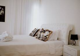 ROH Suites