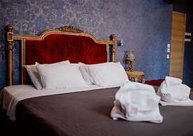 ROH Suites