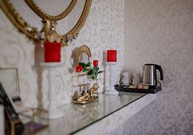 ROH Suites