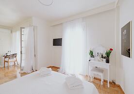ROH Suites