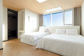 Brown Suites Busan