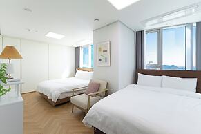 Brown Suites Busan