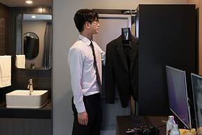 Workers Hotel Ansan by Anook