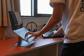 Workers Hotel Ansan by Anook