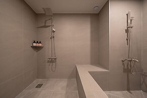 Workers Hotel Ansan by Anook
