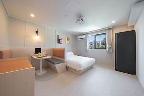 Workers Hotel Ansan by Anook