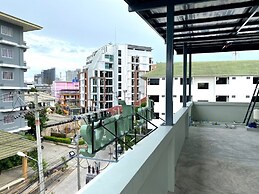 Aree House Poshtel