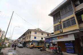 Hotel O Backpaker Seraya