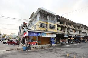 Hotel O Backpaker Seraya
