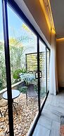 Instahomes by Tru - Garden Suites