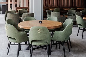 Magnes Hotel