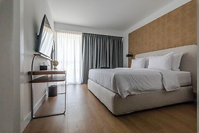 Magnes Hotel