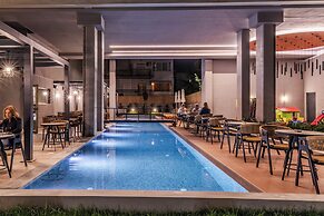 Magnes Hotel
