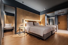 Magnes Hotel