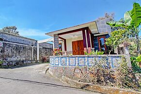 OYO 92884 Agustha Homestay