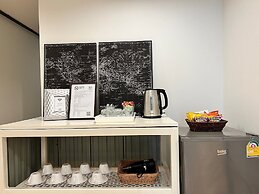 MINI-ME HUBS - Charm Suites in Old City