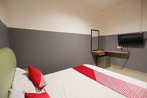 OYO 92988 City Room