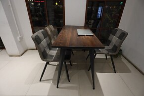 OYO 92988 City Room