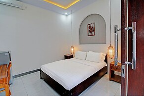 Collection O 93004 Double D Guest House