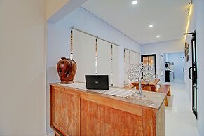 Collection O 93004 Double D Guest House