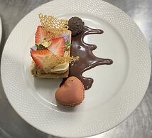 Pooh Beach Resort & Spa