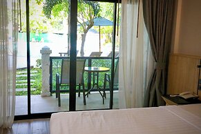 Pooh Beach Resort & Spa