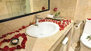 Pooh Beach Resort & Spa