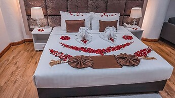 Pooh Beach Resort & Spa