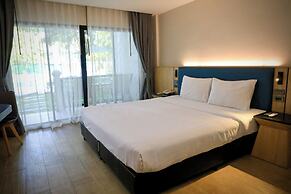 Pooh Beach Resort & Spa
