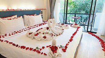 Pooh Beach Resort & Spa