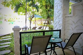 Pooh Beach Resort & Spa