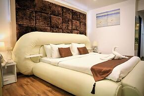 Pooh Beach Resort & Spa