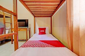 Hotel O Mtc Bunk Bed