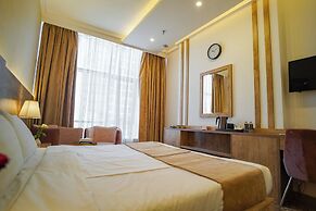 Emaar Legend