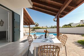 3542 Villa Beach by Barbarhouse