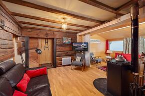 Chalet Nuage Family Friendly Mountain Getaway