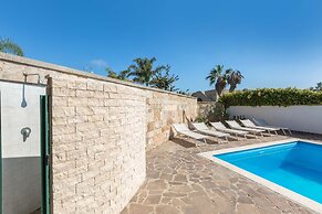 3462 Villa Sunbeach by Barbarhouse