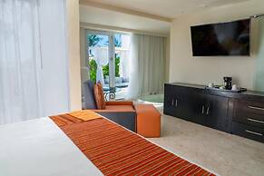 The Sens Riviera By Oasis