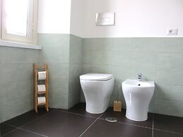 Lexie Suites Guesthouse