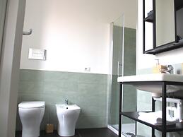 Lexie Suites Guesthouse