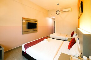 Travelland Hotel