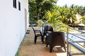Playa Linda Surf Hotel
