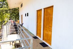 Playa Linda Surf Hotel