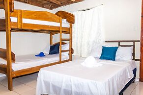 Playa Linda Surf Hotel