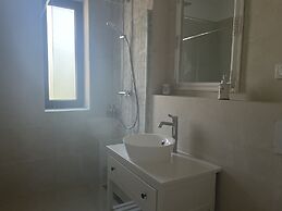 Iarca Inn