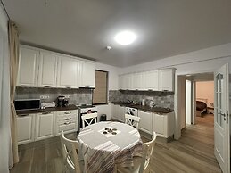 Iarca Inn